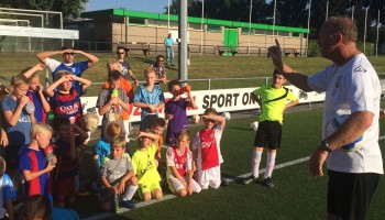 We pakken de draad weer (voorzichtig) op