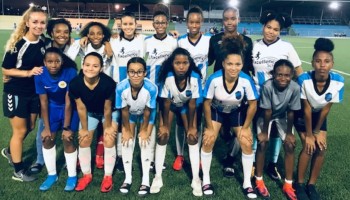 Mijn naam is Eliza Umans, 19 jaar en speelster en vrijwilliger bij VVOG.