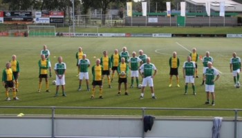 Walking Footballers kopen Superlot