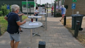 Wie komt ons helpen?