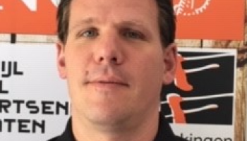 Neal Mountney trainer van VVOG 3