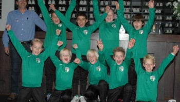 JO11-6 winnaars bowlingcompetitie in het nieuw gestoken