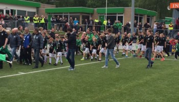 Kampioenen gehuldigd